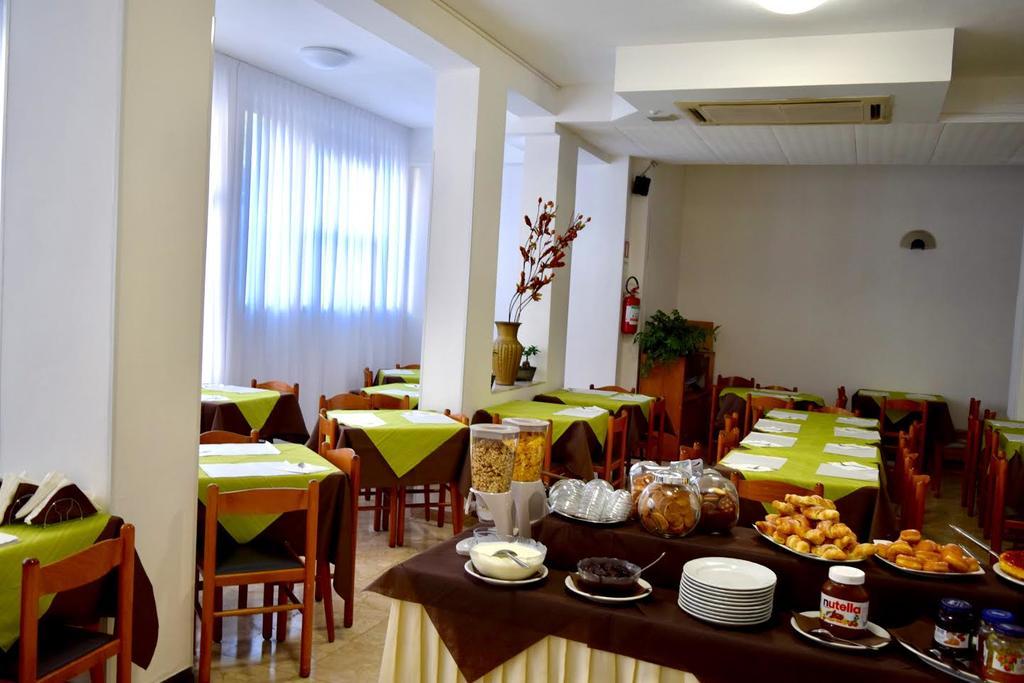Oxford Otel Rimini Dış mekan fotoğraf
